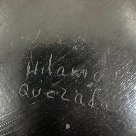 Vintage Black On Black Pottery Signed by Hilario Quczada - Picture 4 of 4